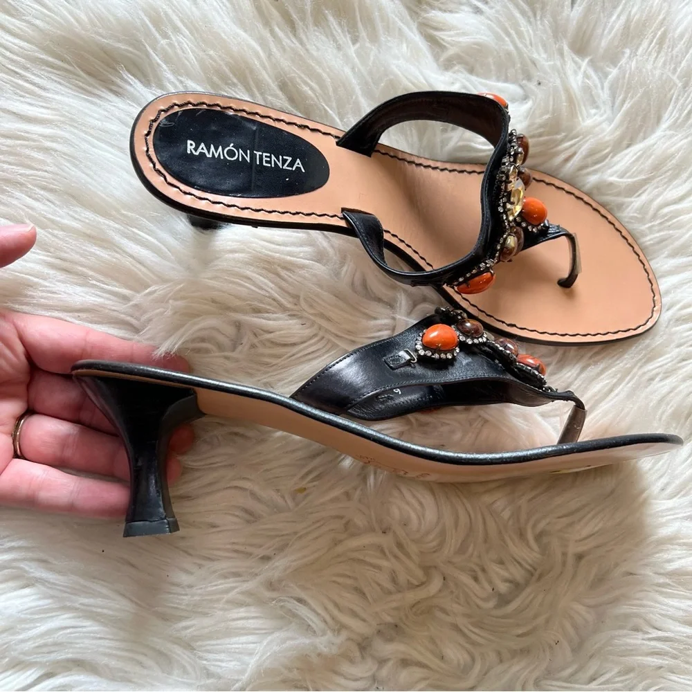 Ramon Tenza Black Leather Jeweled Lucretia Thong Heeled Sandals Size 9 M NEW - Picture 2 of 7